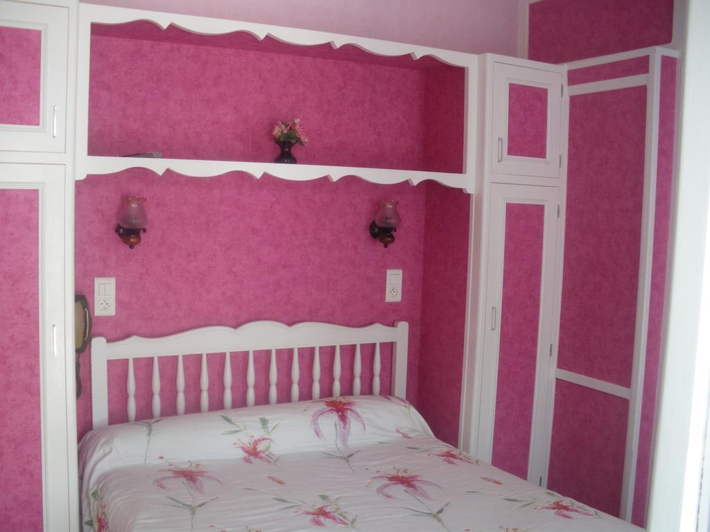 Bed and Breakfast A L'Abri Des Vents Saint-Jean-le-Thomas Pokoj fotografie