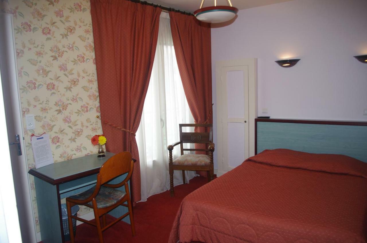 Bed and Breakfast A L'Abri Des Vents Saint-Jean-le-Thomas Exteriér fotografie